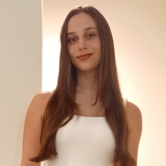 Meet your Posher, Ella - Picture 1 of 1